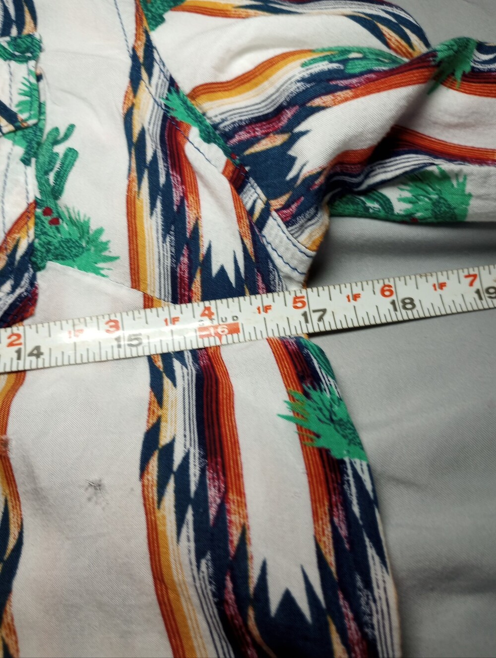 Wrangler Retro Aztec Cowgirl Southwest Pearl Snap Blouse Southern Gorpcore Top S - Picture 5 of 6